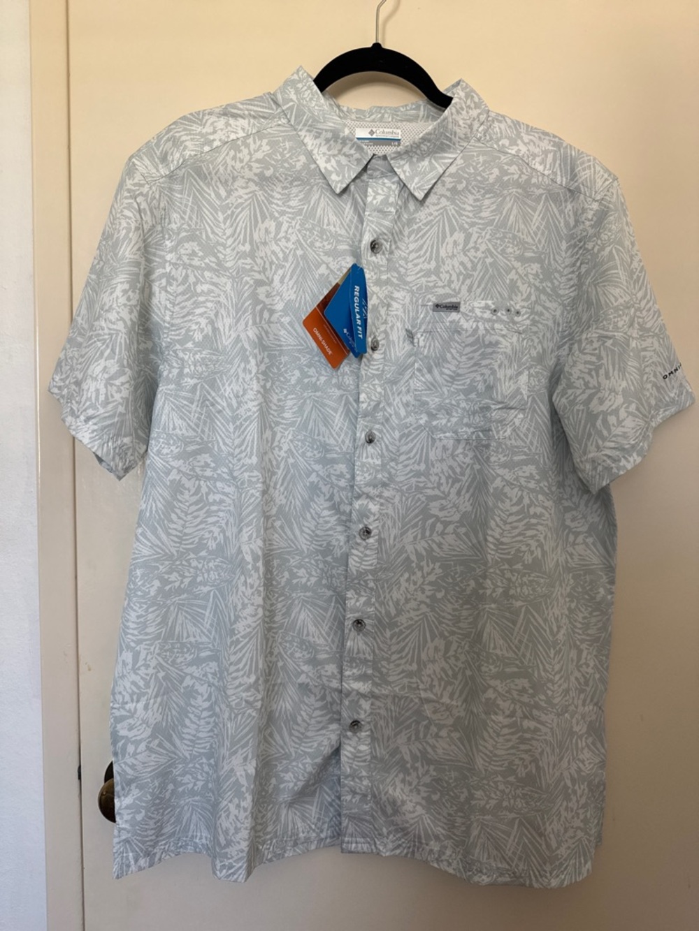 Columbia PFG Super Slack Tide Camp Button Up Shirt size L light blue green